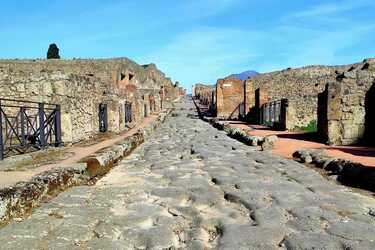 В Помпеях нашли комнату, где содержали рабов 2000 лет назад (фото)