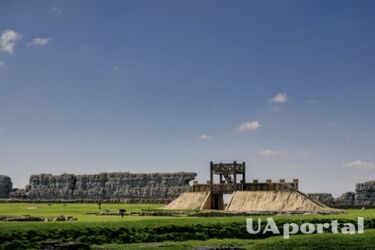 Door to Britain: English scientists restore 2000-year-old Roman gate