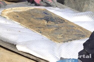 Археологи обнаружили огромный меч и бронзовое зеркало в японском захоронении 4 века