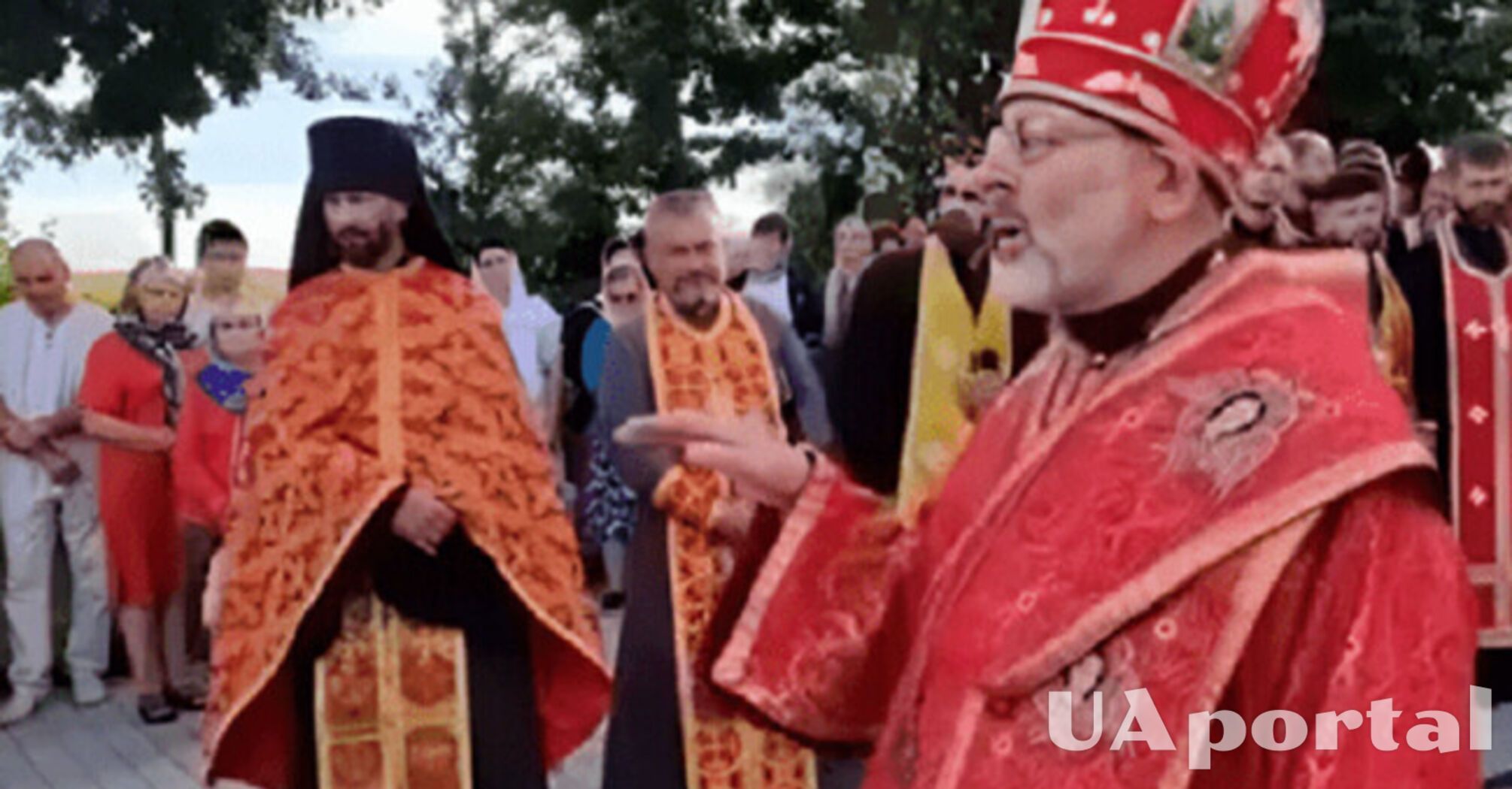 Митрополит ПЦУ обвинил власти Украины в 'придумывании войны' с целью остановки паломничества верующих (видео)