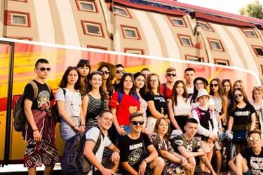 Осінні канікули від Парижа до Дрездена. Скільки коштують дитячі автобусні тури