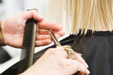 Eksperci wymienili 5 idealnych fryzur dla kobiet po 40. roku życia