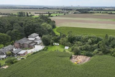 Archaeologists find remains of unique 10th century church in Germany (photo)