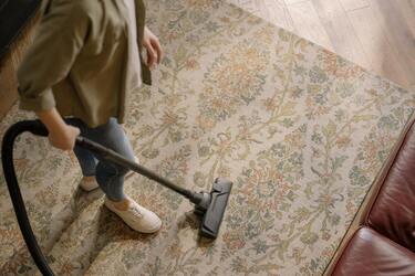 Три совета для устранения посторонних запахов из ковра