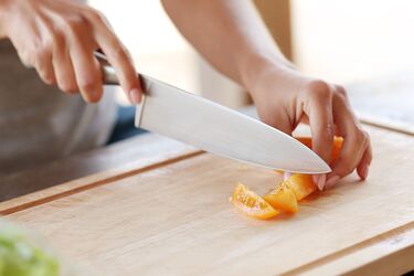 Нюанси під час використання керамічних ножів