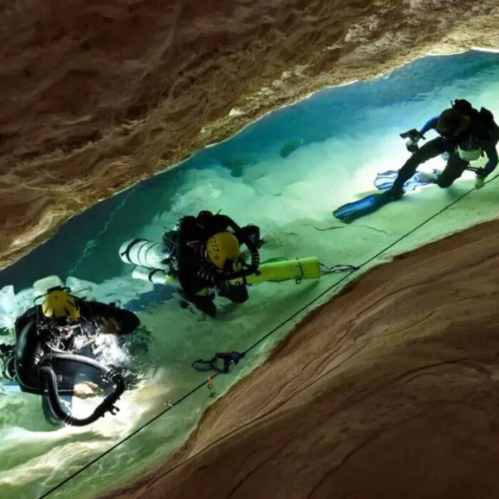 Яма Дьявола: что нашли климатологи в страшной пещере в США