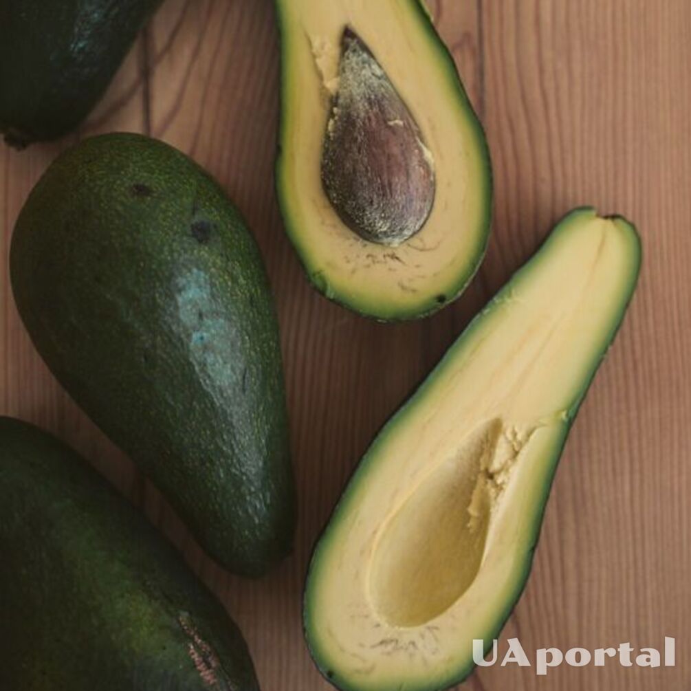 Четыре совета, как хранить авокадо, чтобы оно не почернело