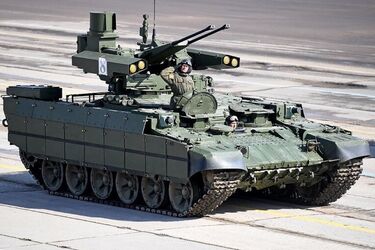 FPV-дрон СБУ уничтожил дефицитную российскую боевую машину 'Терминатор' и нескольких оккупантов (видео)