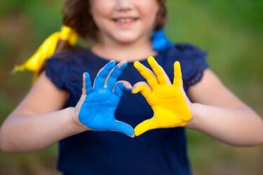 Як українською сказати 'во что бы то ни стало' та 'короче говоря'