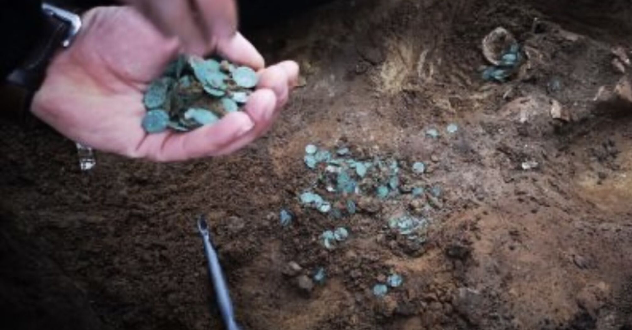 The largest medieval treasure in the Pest district found in Hungary