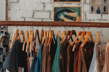 Чому не слід носити одяг навиворіт