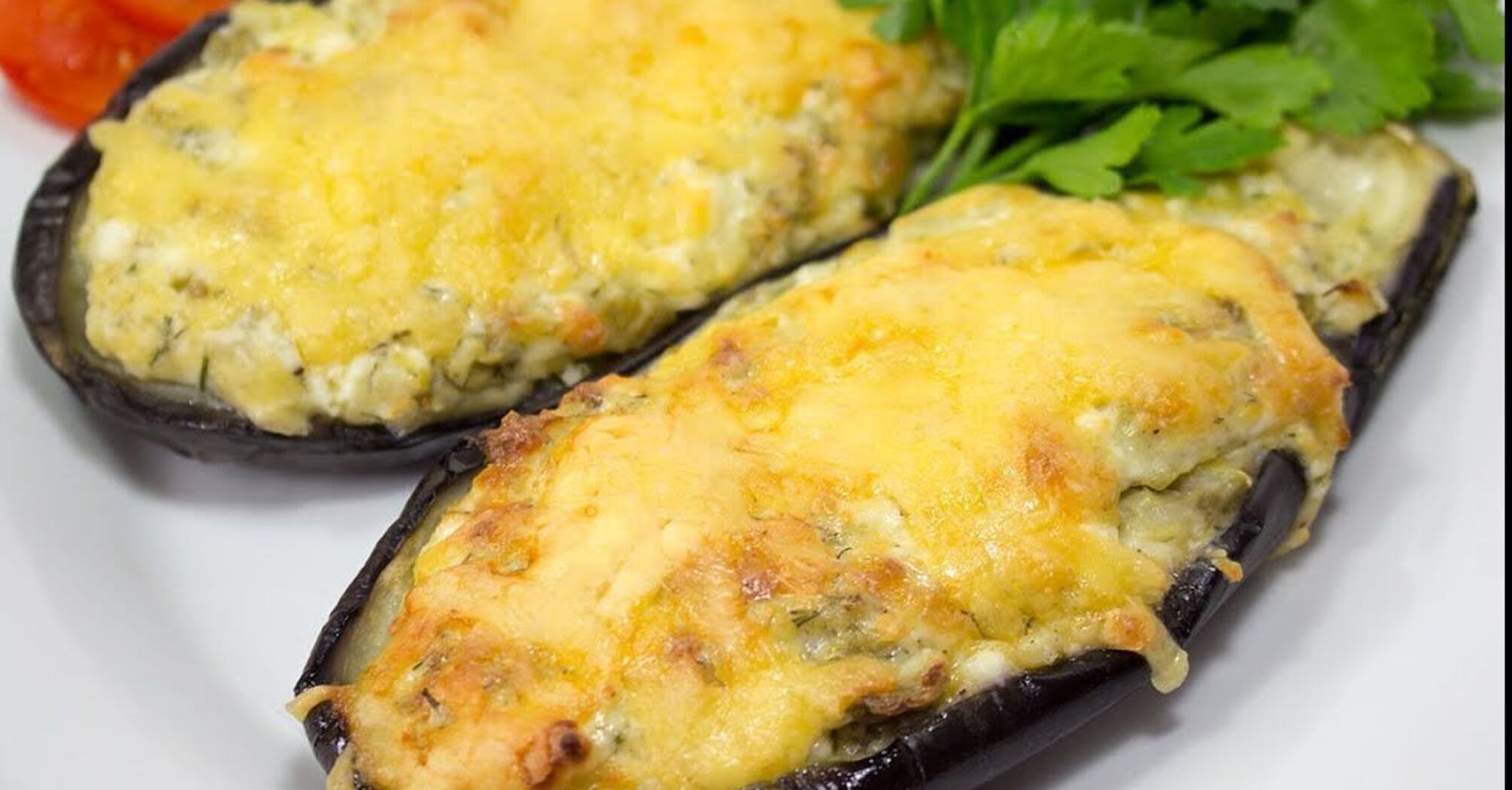 How to make zucchini with a cheese crust in the oven