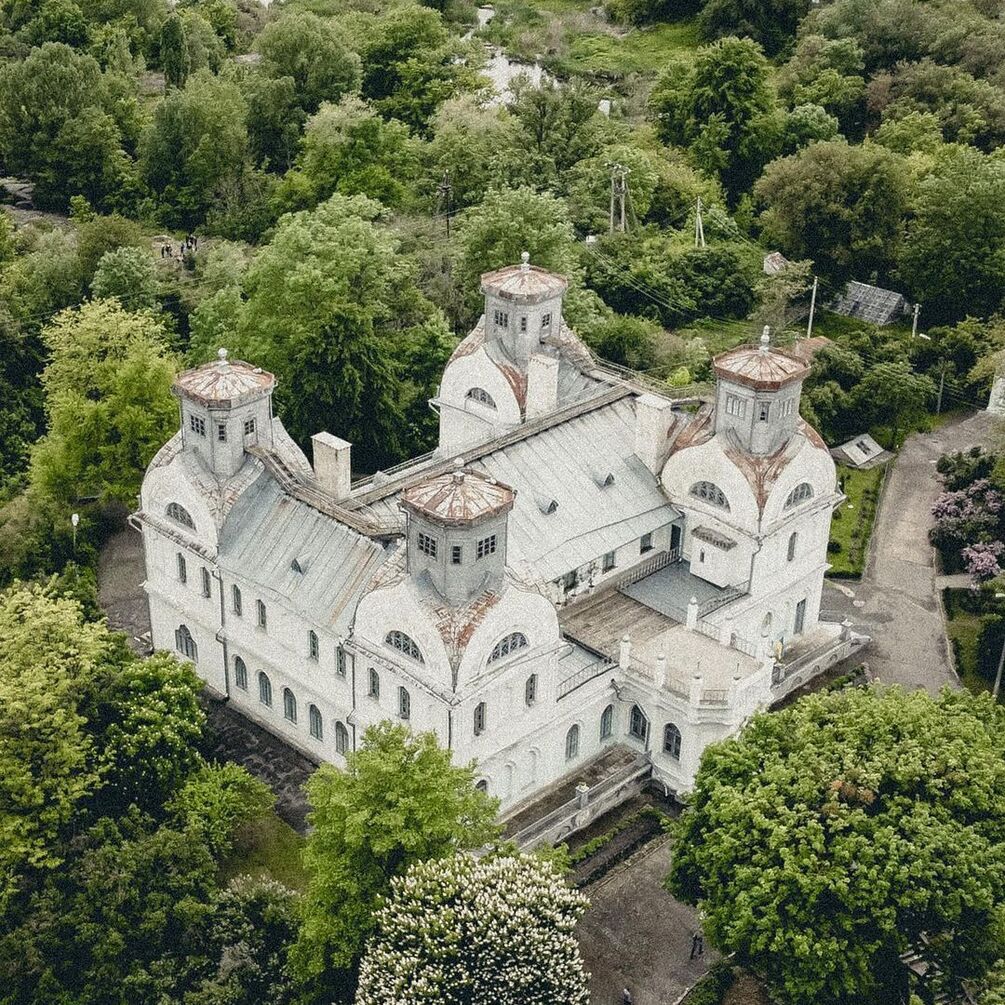 Топ-5 средневековых сооружений в Украине, которые выжили при всех проблемах и нашествиях