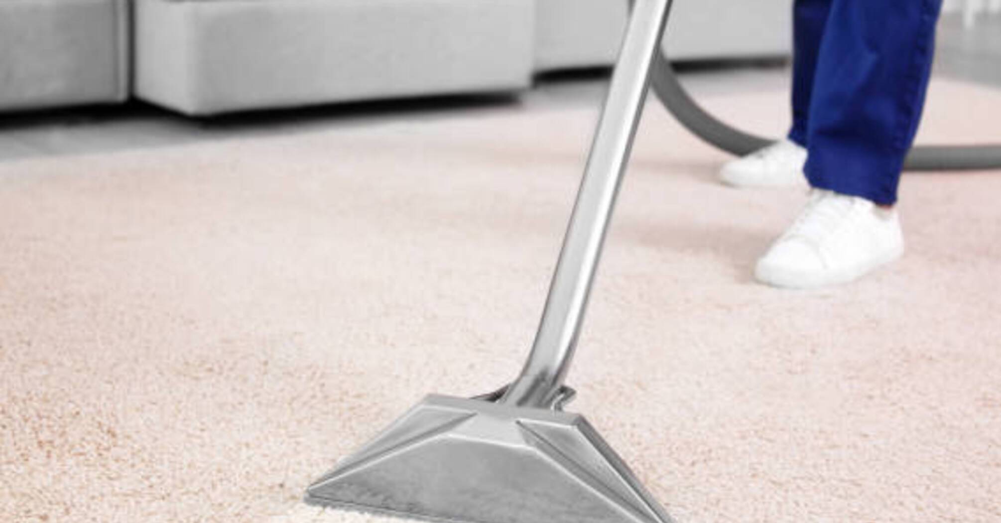 How to clean a carpet without dry cleaning: 3 effective life hacks