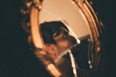 8 вещей, привлекающих в дом отрицательную энергетику: Народные приметы