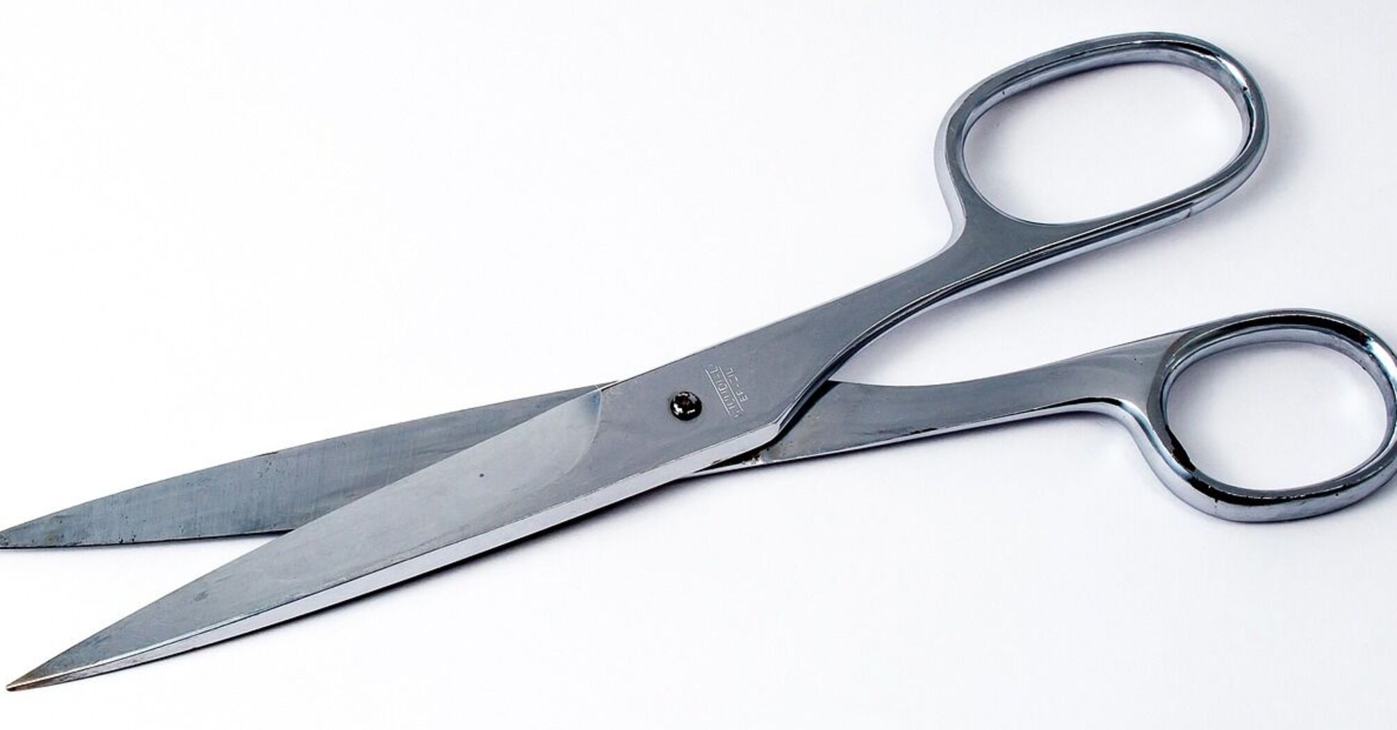 Dull scissors - how to sharpen scissors at home