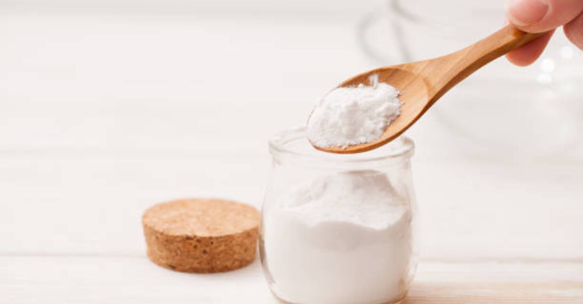 They will be ruined: 3 things you should never clean with baking soda