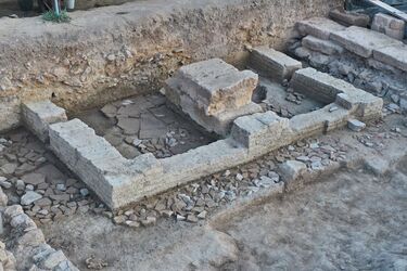 В Греции археологи обнаружили 2700-летний храм, усыпанный драгоценностями (фото)