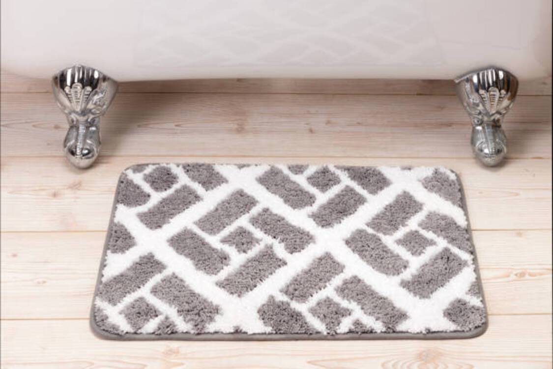 Як доглядати за килимком для ванни: поради щодо очищення