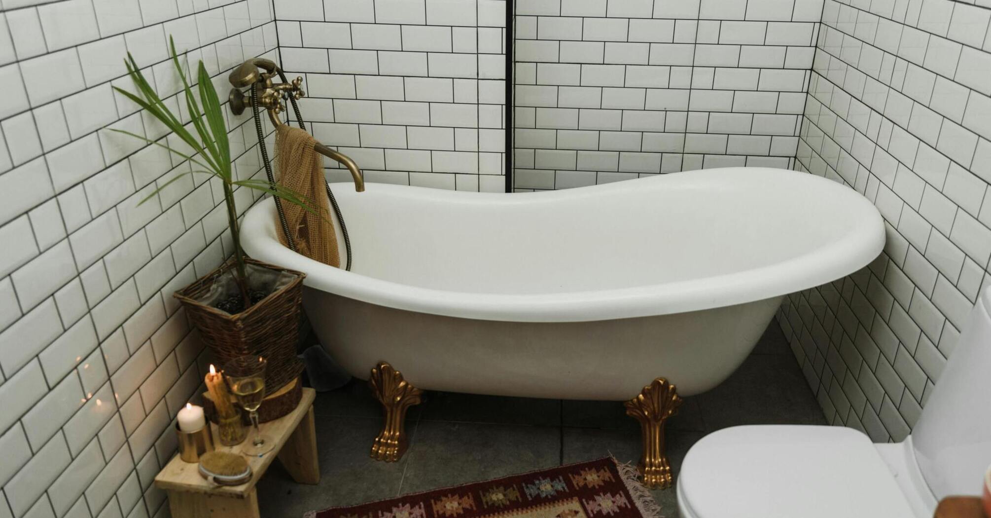 Give a second life to an old cast iron bathtub: 5 interesting ideas