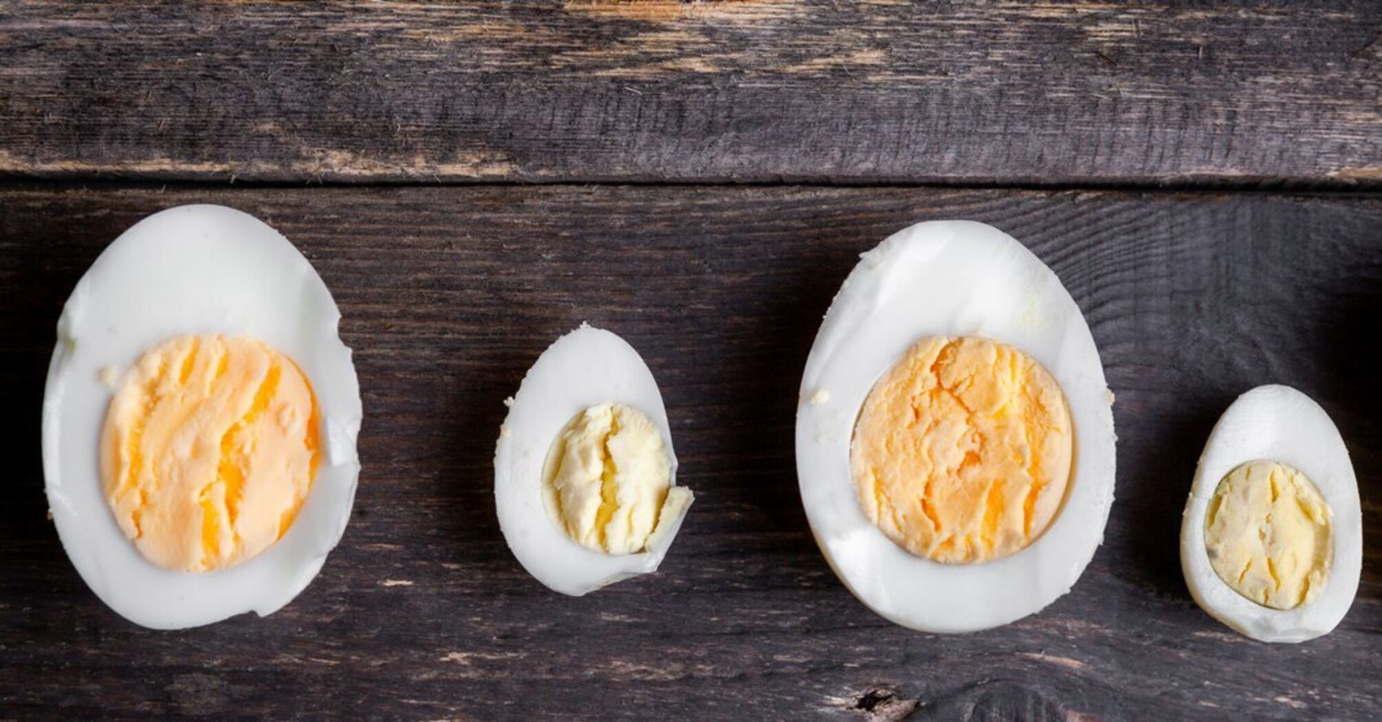 Як швидко та легко очистити варені яйця: Три дієві способи від досвідчених господинь