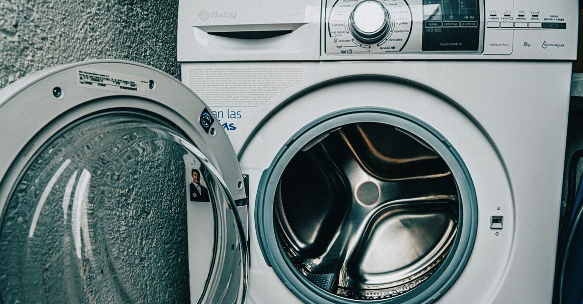 Як позбутися запахів з пральної машини: Три корисні лайфхаки