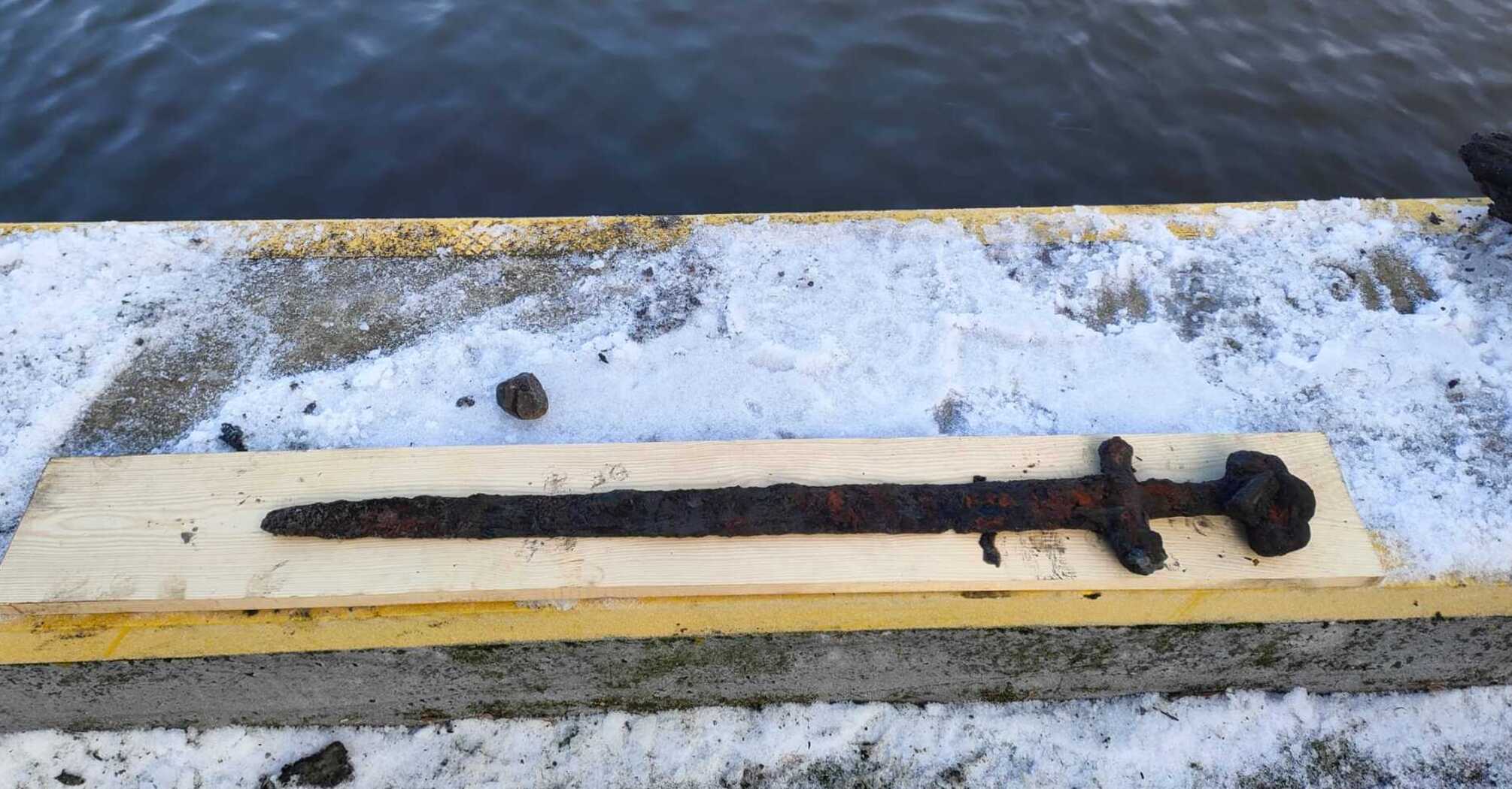 Unique ancient sword fished out of the Vistula River in Poland (photo)