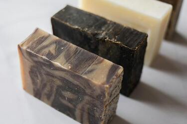 How to use laundry soap in everyday life: Useful tips