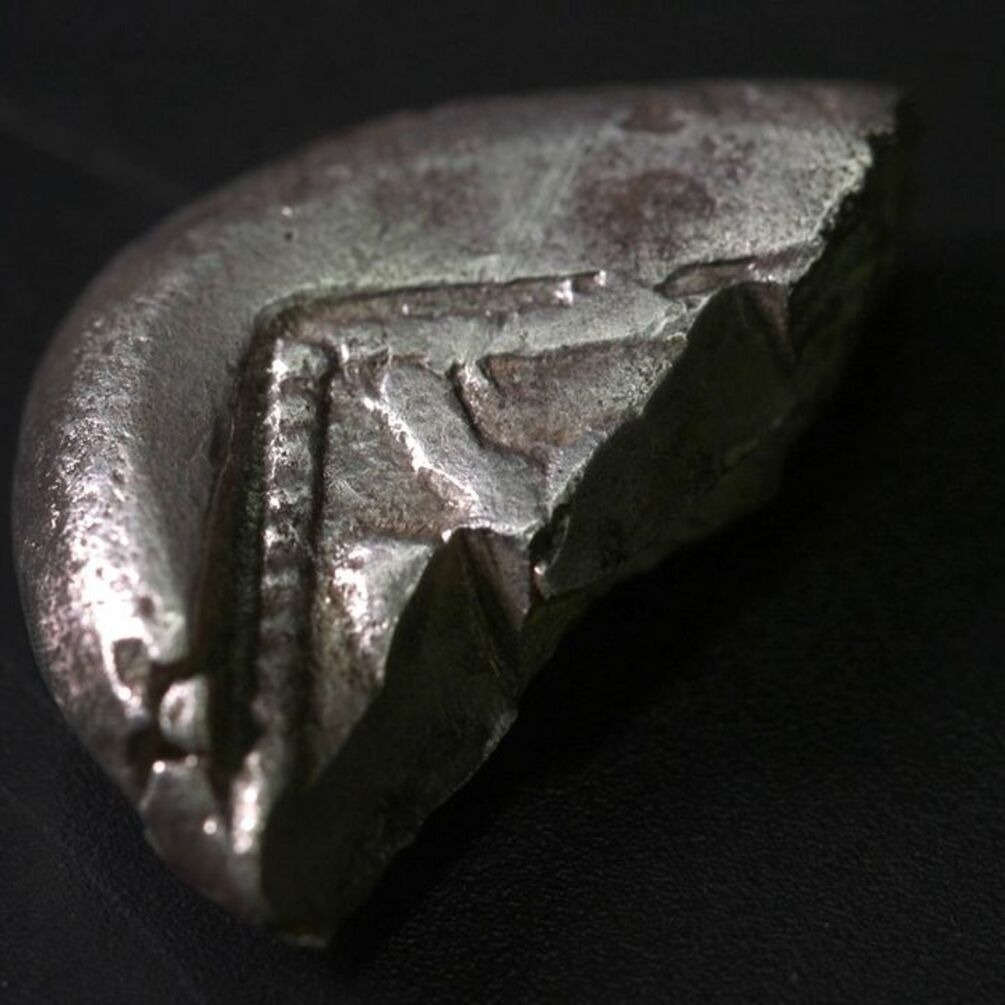 Вблизи Иерусалима нашли редкую серебряную монету в возрасте 2500 лет (фото)