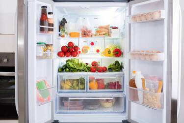What shouldn not be stored in the refrigerator: 5 tips from experienced housewives
