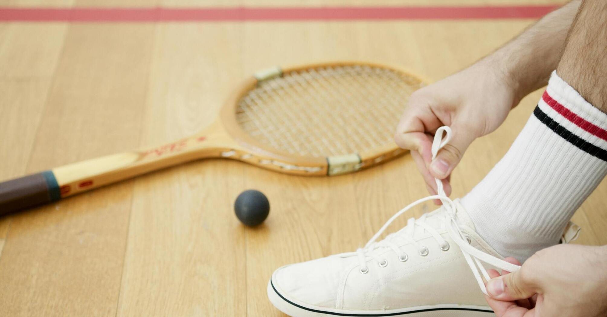 How to wash white socks: 3 useful life hacks