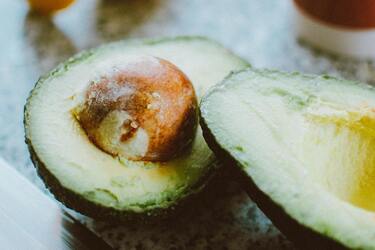 Авокадо созреет всего за 10 минут и сохранит вкус