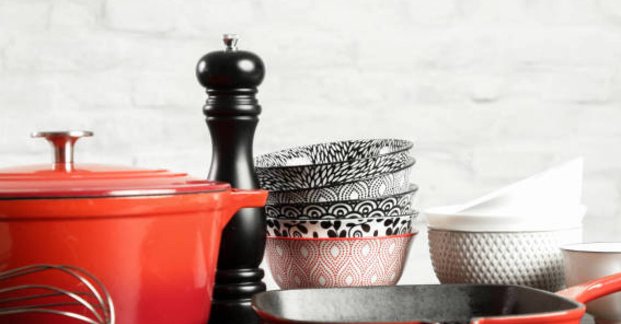 Переваги та недоліки керамічного посуду: що варто знати при виборі