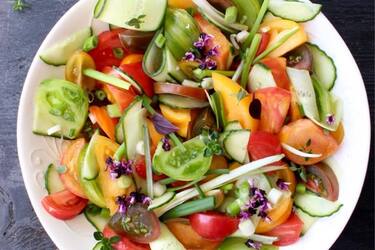The 'deadly salad' that everyone ate: is it really dangerous?
