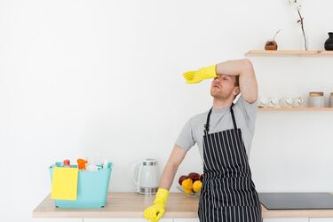 How to effectively clean a stretch ceiling: Three effective methods from experienced housewives