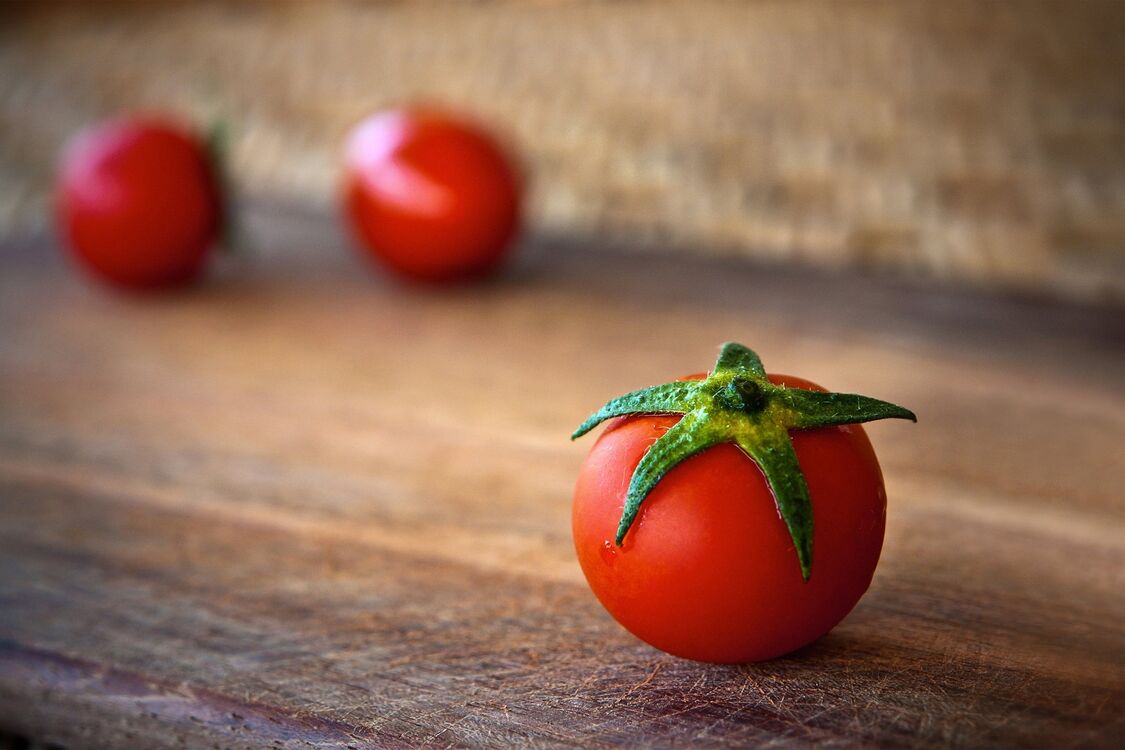 Як повернути смак тепличним помідорам: 3 ефективні лайфхаки