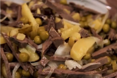 Quick alternative to Olivier: recipe for Heart salad