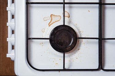 Как очистить решетку газовой плиты от нагара: Действенные методы