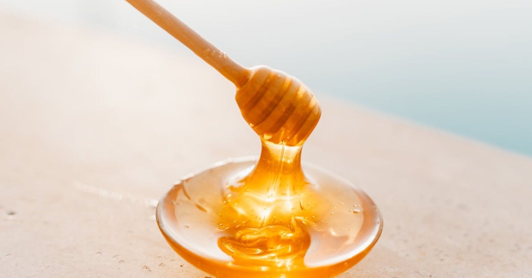 Чи справді мед може зіпсуватися: що каже наука