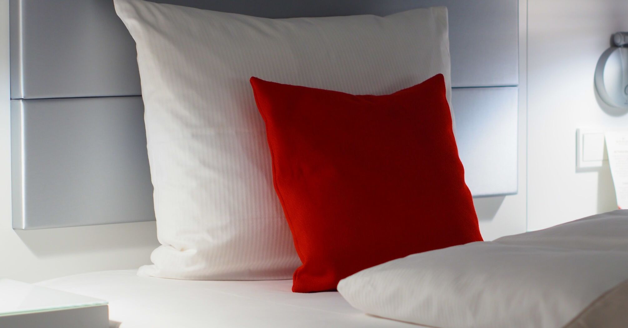 What You Didn't Know About Pillows: Folk Odds and Prejudices