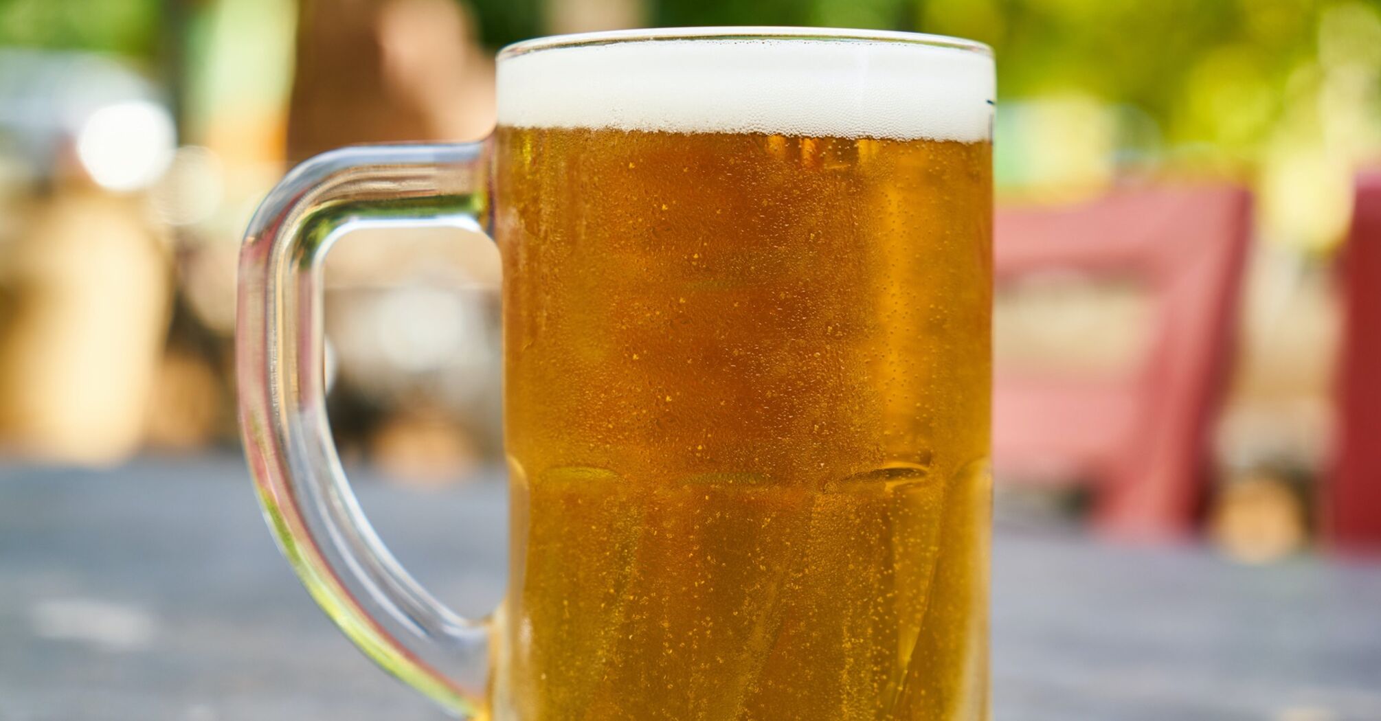 Як пиво може допомогти у побуті: Три цікавих лайфхаки