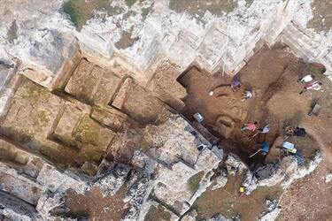 An ancient cemetery where fifty children were buried was excavated in Turkey (photo)