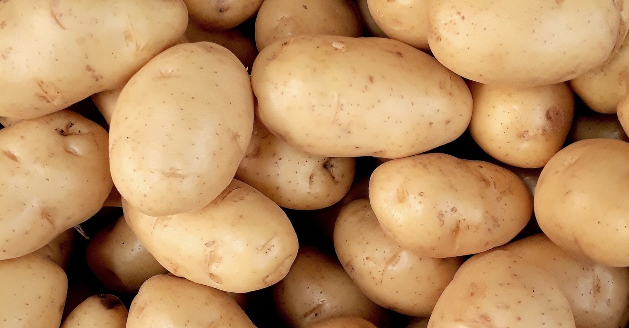 Як звичайна картопля зможе допомогти у побуті: 3 дієвих лайфхаки