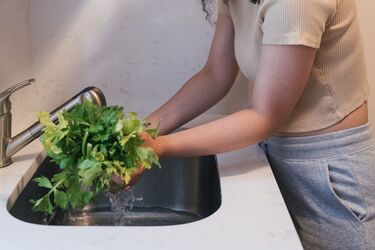 4 foods that should not be washed before use