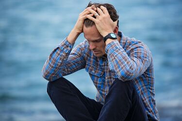 How to deal with stress: 3 useful life hacks