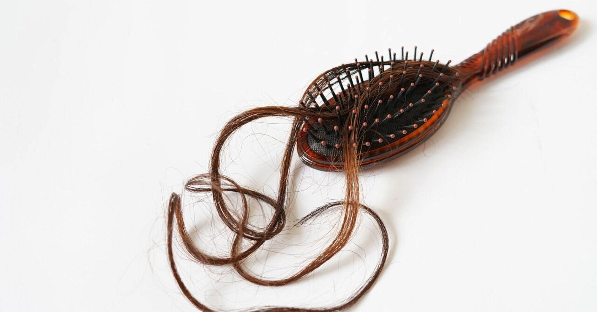 Как легко почистить расческу для волос: Эффективные методы