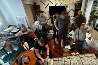 Про 49 прокурорів з липовими довідками і не тільки