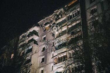 Армія рф атакувала житловий будинок у Харкові та енергетичний об’єкт у Сумах, є поранені (фото, відео)