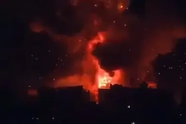 Напряженность растет: Израиль совершил серию ударов по югу Бейрута (видео)