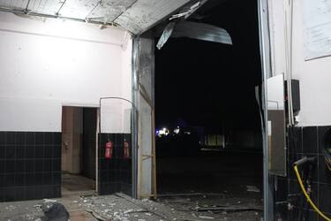 Армія рф вдарила по пожежний частині в Одесі та підприємстві у Харкові: є поранені